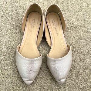 Light pink flats professional shoes